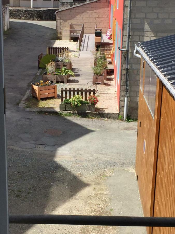 דירות Pre-en-Pail-Saint-Samson Le Petit Logement מראה חיצוני תמונה